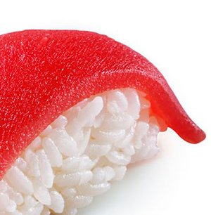 Нигири-суши с тунцом