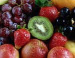 Полезные плоды - клубника, черешня и шелковица